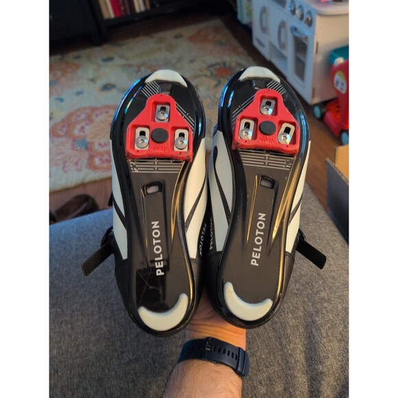 EUC Peloton cycling bike shoes with look delta cleats EU 43 US men's 10 - Picture 6 of 7